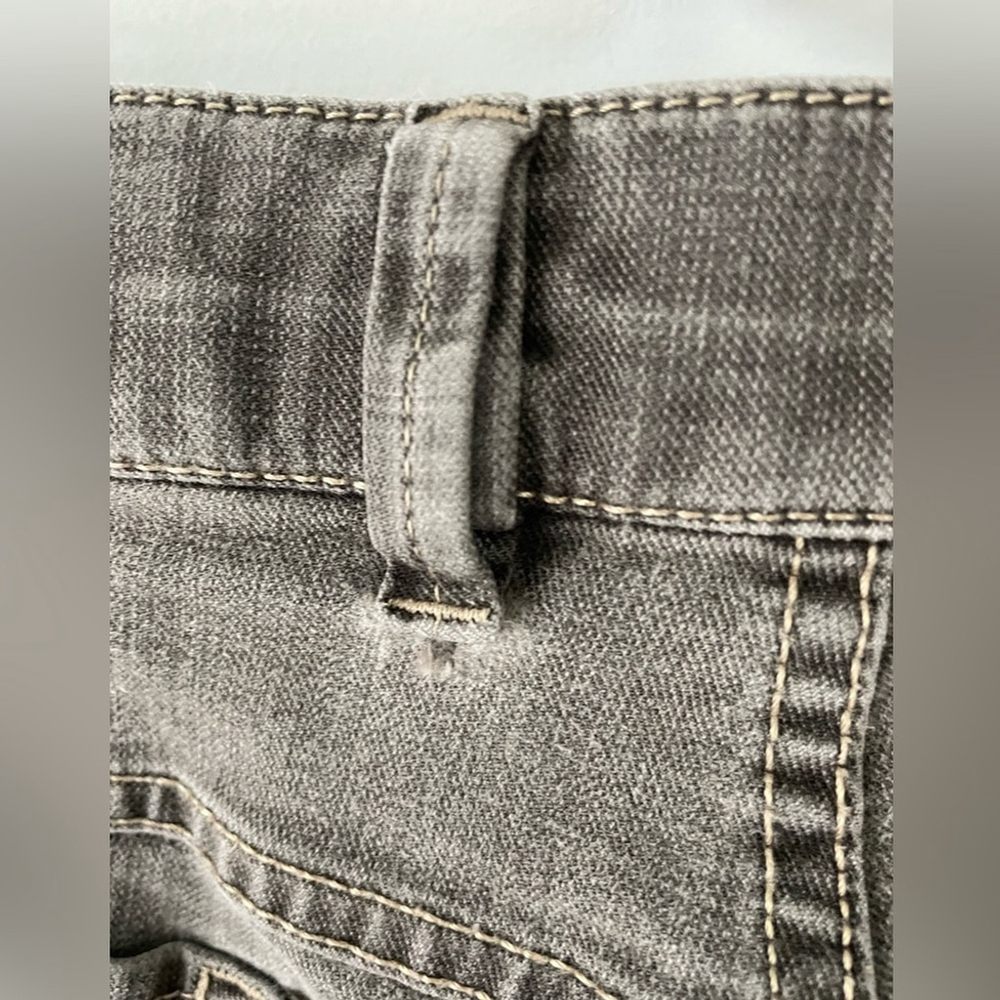 HILTL, men’s gray denim jeans, size likely 36x30, straight leg, modern fit - Picture 3 of 8